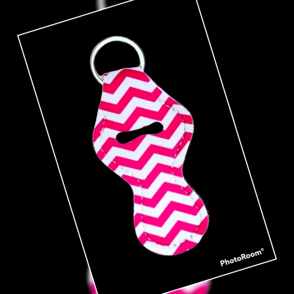 5/25$🆕 Pink Chevron Chapstick holder keychain